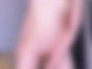 Evabluntt's Live Sex Cam Show