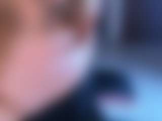 Evabluntt's Live Sex Cam Show