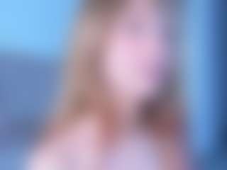 Evabluntt's Live Sex Cam Show