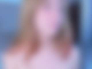 Evabluntt's Live Sex Cam Show