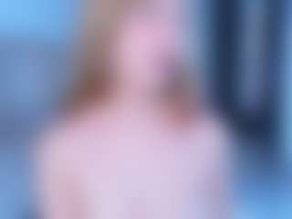 Evabluntt's Live Sex Cam Show