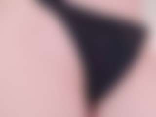 Evabluntt's Live Sex Cam Show