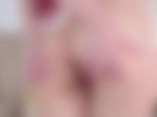 Evabluntt's Live Sex Cam Show