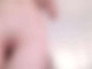 Evabluntt's Live Sex Cam Show