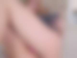 Evabluntt's Live Sex Cam Show