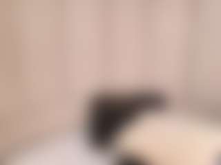 Evabluntt's Live Sex Cam Show
