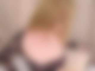 Evabluntt's Live Sex Cam Show