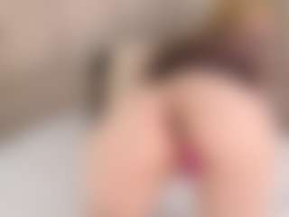 Evabluntt's Live Sex Cam Show