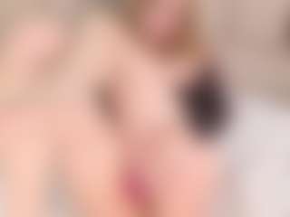 Evabluntt's Live Sex Cam Show