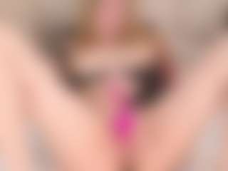 Evabluntt's Live Sex Cam Show