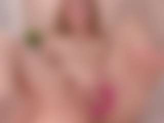 Evabluntt's Live Sex Cam Show