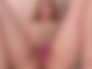 Evabluntt's Live Sex Cam Show