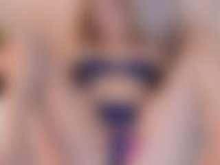 Evabluntt's Live Sex Cam Show