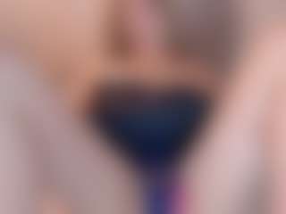 Evabluntt's Live Sex Cam Show
