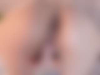 Evabluntt's Live Sex Cam Show