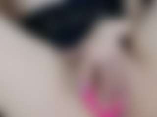 Evabluntt's Live Sex Cam Show