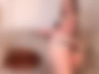Evabluntt's Live Sex Cam Show