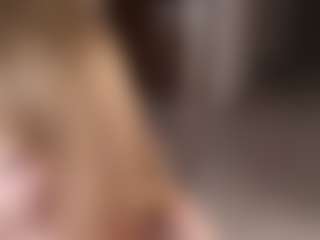 Evabluntt's Live Sex Cam Show