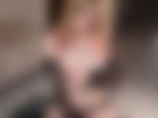 Evabluntt's Live Sex Cam Show