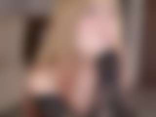 Evabluntt's Live Sex Cam Show