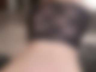 Evabluntt's Live Sex Cam Show
