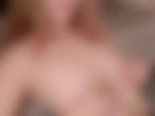 Evabluntt's Live Sex Cam Show