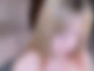 Evabluntt's Live Sex Cam Show