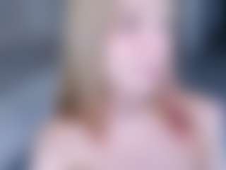 Evabluntt's Live Sex Cam Show
