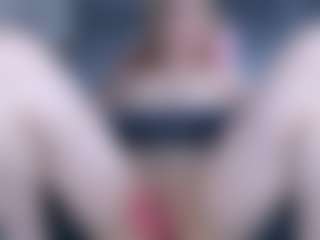 Evabluntt's Live Sex Cam Show