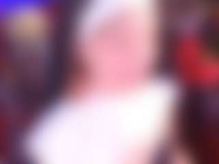 Evabluntt's Live Sex Cam Show