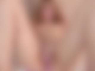 Evabluntt's Live Sex Cam Show