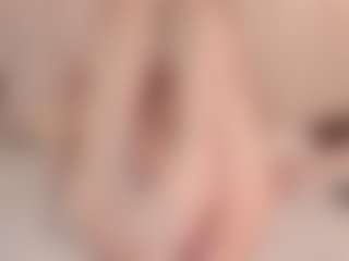 Live cam show with Evabluntt - Squirt on liverealitysex.com