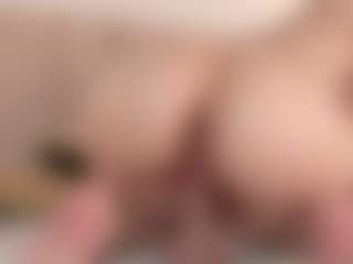 Evabluntt's Live Sex Cam Show