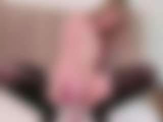 Evabluntt's Live Sex Cam Show