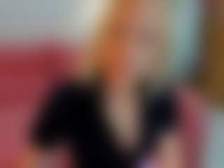 Live cam show with Ida-Smith - Bedroom on Camsoda