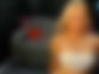 Live cam show with Ida-Smith - New Brown Eyes on Milfs Live