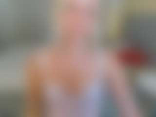 Live cam show with Ida-Smith - Blonde Hair Petite on sexylive.show