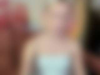Live cam show with Ida-Smith - Cowgirl on Camsoda