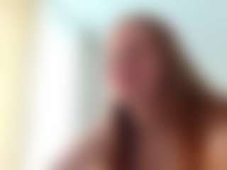 Live cam show with KatharineCely - Bedroom on Camsoda