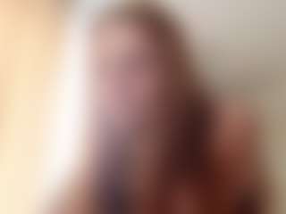 Live cam show with KatharineCely - Average on AdultVida.com