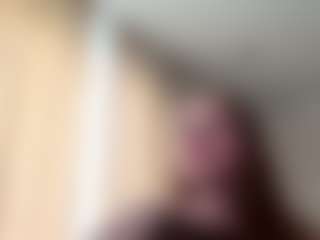 Live cam show with KatharineCely - Blue Eyes on livesuperchat.net