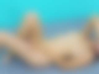 kenyerlyriver's Live Sex Cam Show