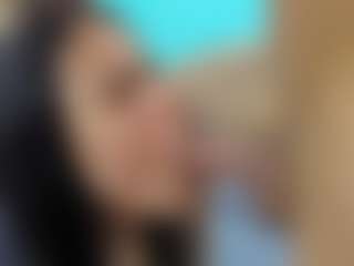kenyerlyriver's Live Sex Cam Show