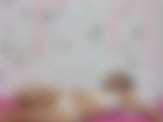 Live cam show with Krystal-hottt - New Big Tits on TeamSkeetLive
