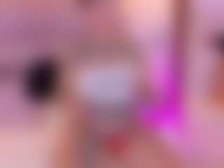 Live cam show with MadysonFox - Genital Piercings on AdultVida.com