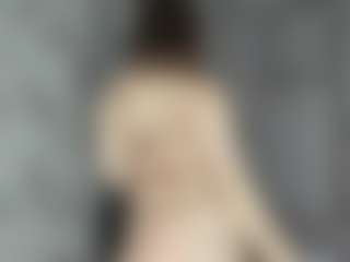 MiaFox03's Live Sex Cam Show