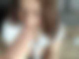 MiaFox03's Live Sex Cam Show