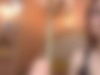MiaFox03's Live Sex Cam Show
