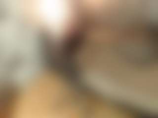MiaFox03's Live Sex Cam Show