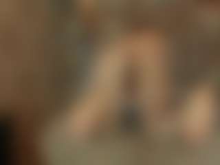 MiaFox03's Live Sex Cam Show